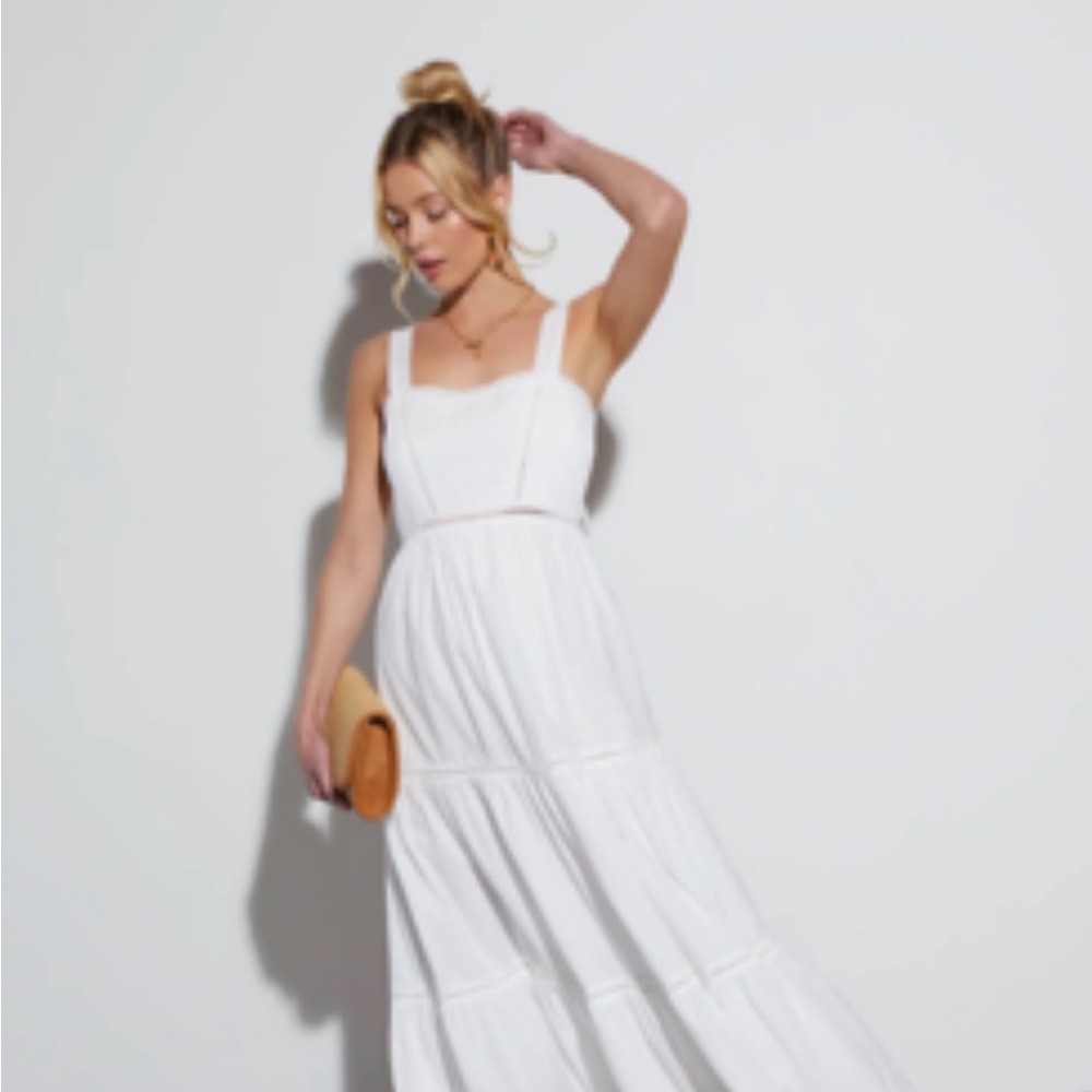Vici White Sleeveless Square Neck Maxi Dress